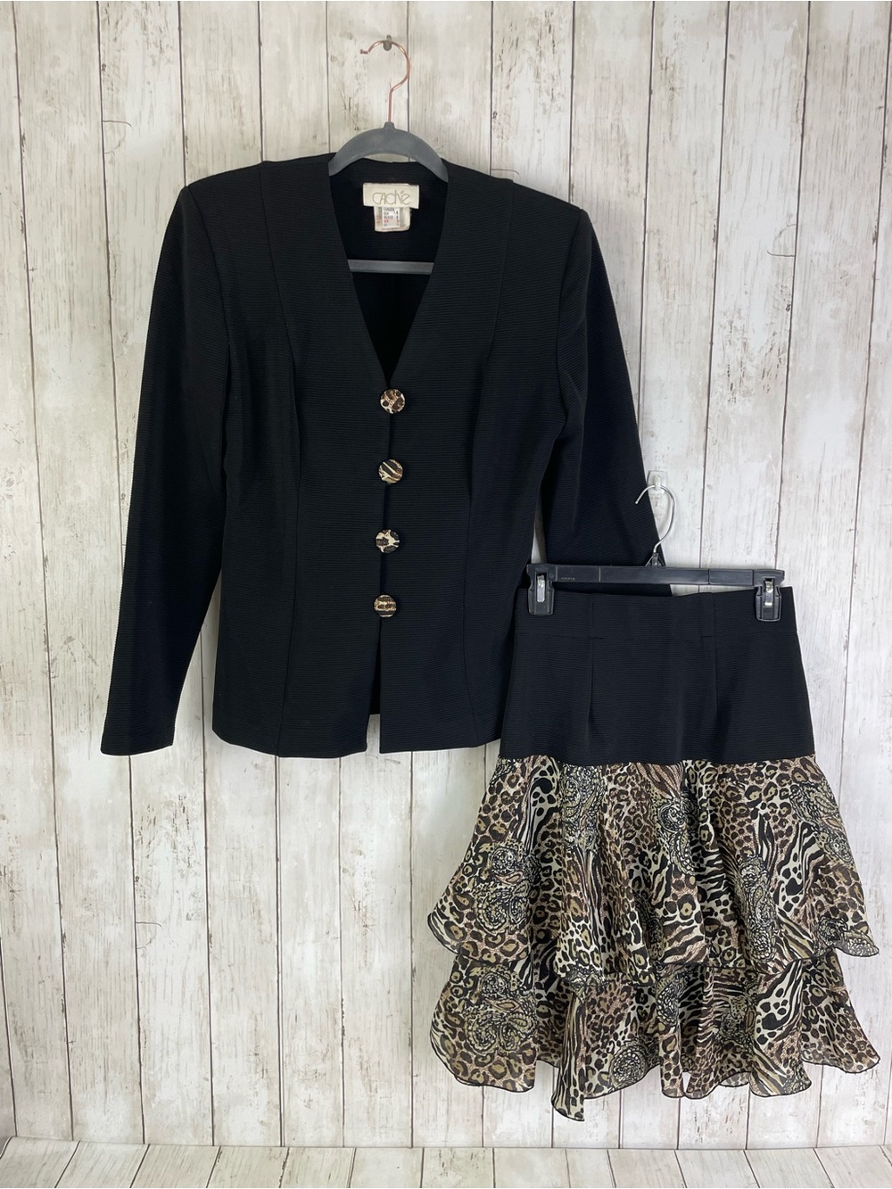 Cache 2pc Skirt Suit Set Leopard Animal Print Tiered Ruffle 90’s Mob Wife VTG